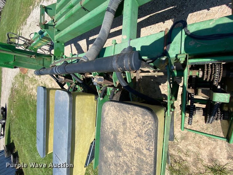 image for item HA9502 John Deere 7200 Max Emerge 2 planter