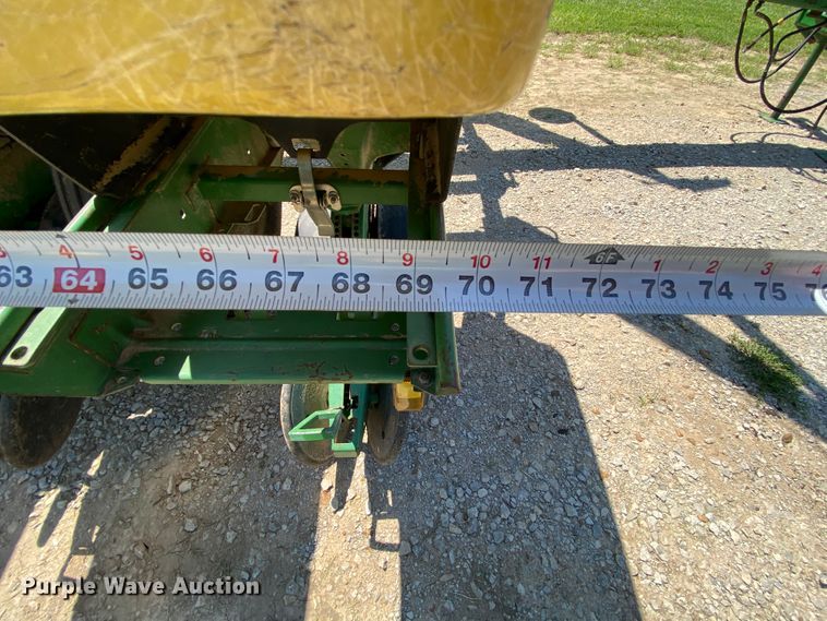 image for item HA9502 John Deere 7200 Max Emerge 2 planter