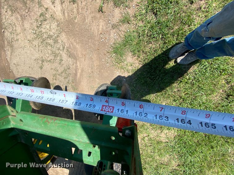 image for item HA9502 John Deere 7200 Max Emerge 2 planter