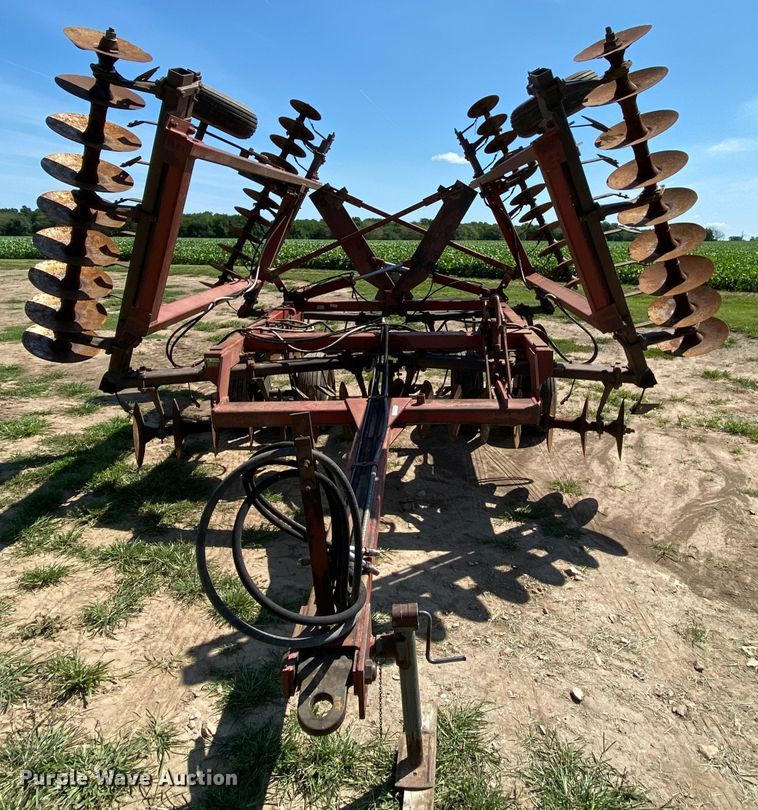 image for item HA9503 International 496 tandem disk