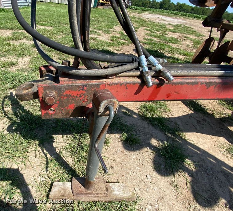 image for item HA9503 International 496 tandem disk