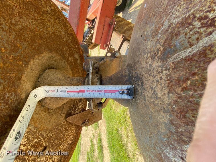 image for item HA9503 International 496 tandem disk