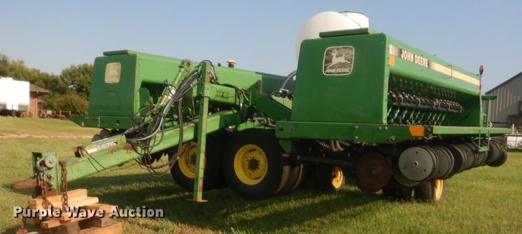 image for item HB9375 John Deere 455 grain drill