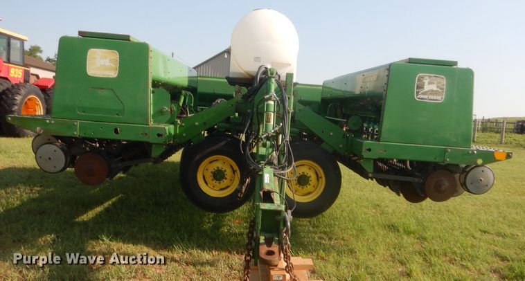 image for item HB9375 John Deere 455 grain drill