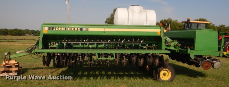 image for item HB9375 John Deere 455 grain drill