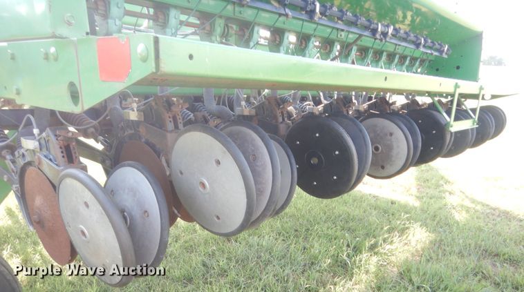 image for item HB9375 John Deere 455 grain drill