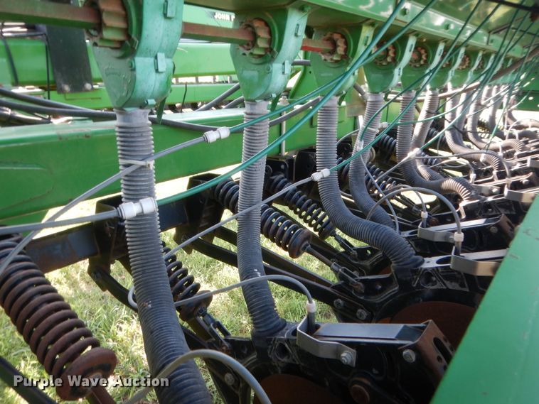 image for item HB9375 John Deere 455 grain drill