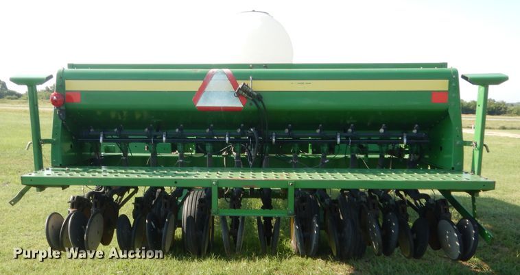 image for item HB9375 John Deere 455 grain drill