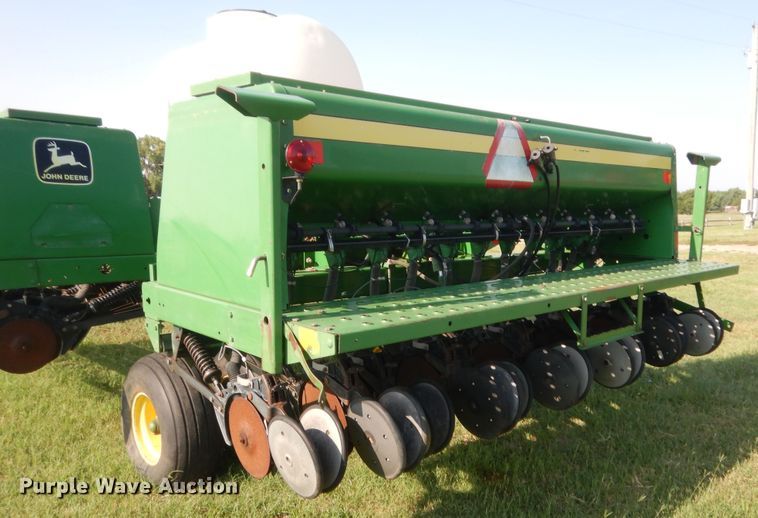 image for item HB9375 John Deere 455 grain drill