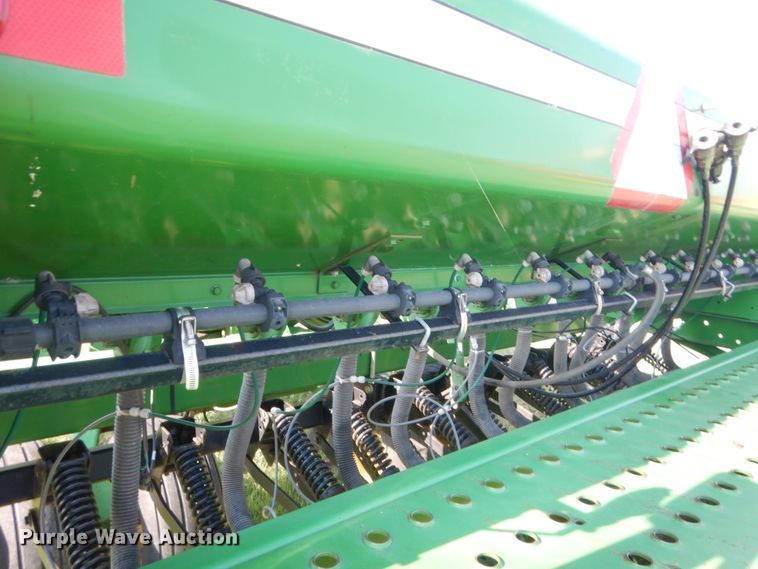 image for item HB9375 John Deere 455 grain drill