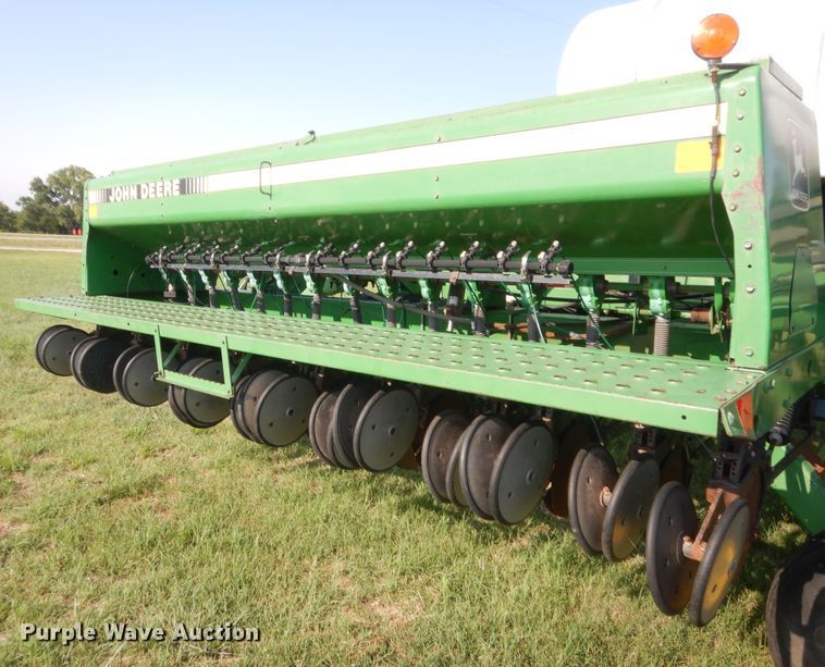 image for item HB9375 John Deere 455 grain drill