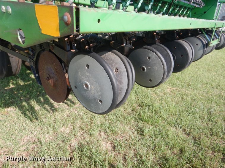 image for item HB9375 John Deere 455 grain drill