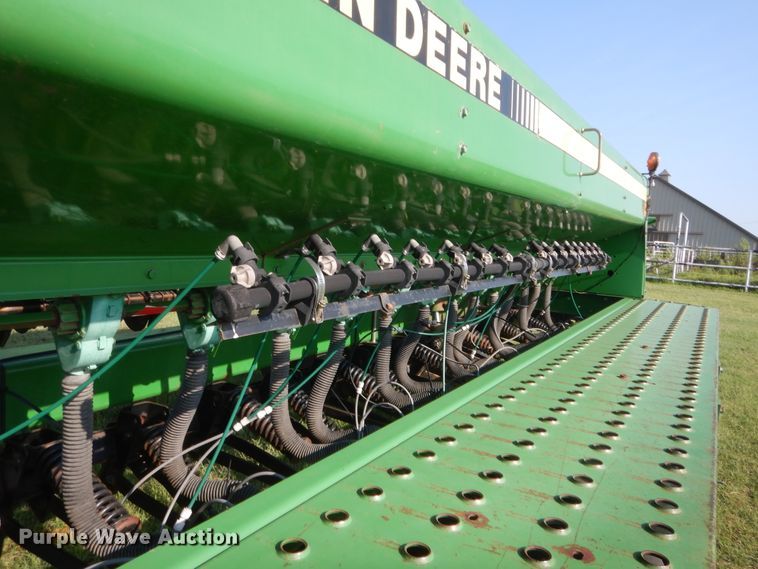 image for item HB9375 John Deere 455 grain drill