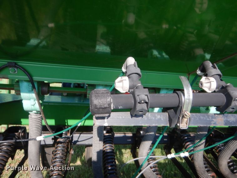image for item HB9375 John Deere 455 grain drill
