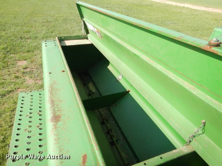 image for item HB9375 John Deere 455 grain drill