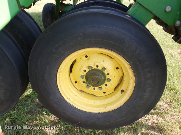 image for item HB9375 John Deere 455 grain drill