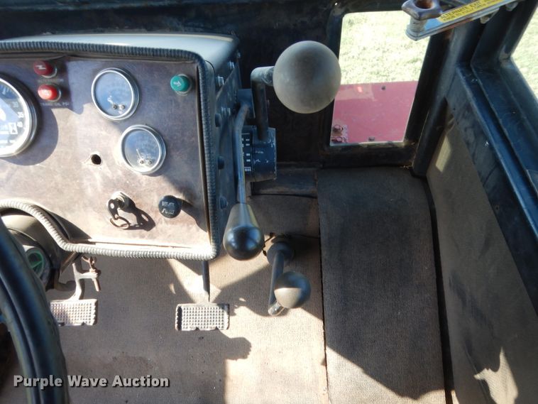 image for item HB9376 1980 Versatile 935  4WD tractor