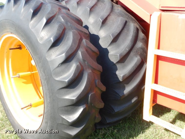 image for item HB9376 1980 Versatile 935  4WD tractor