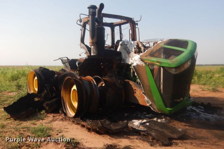 image for item HB9383 2014 John Deere  4WD tractor