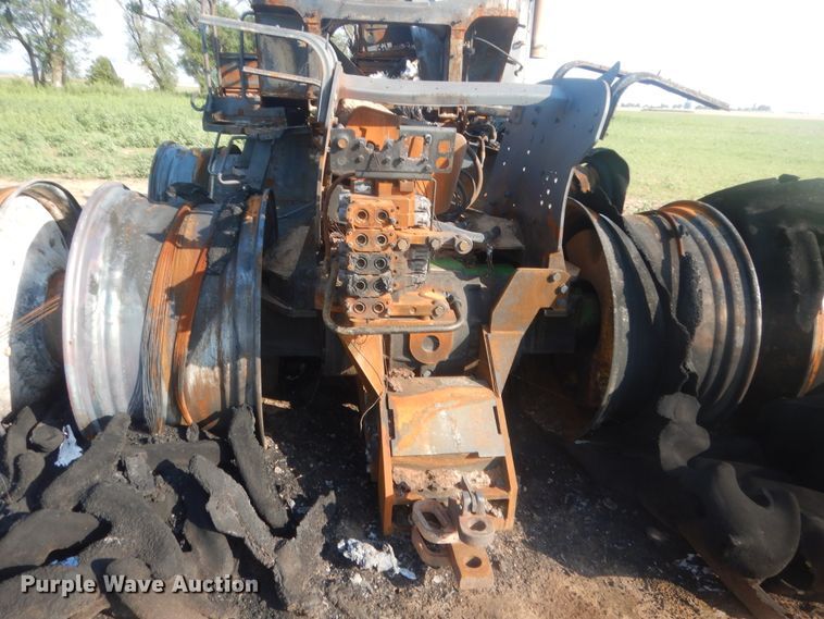 image for item HB9383 2014 John Deere  4WD tractor