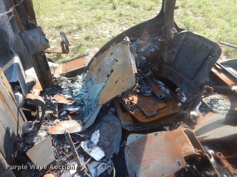 image for item HB9383 2014 John Deere  4WD tractor