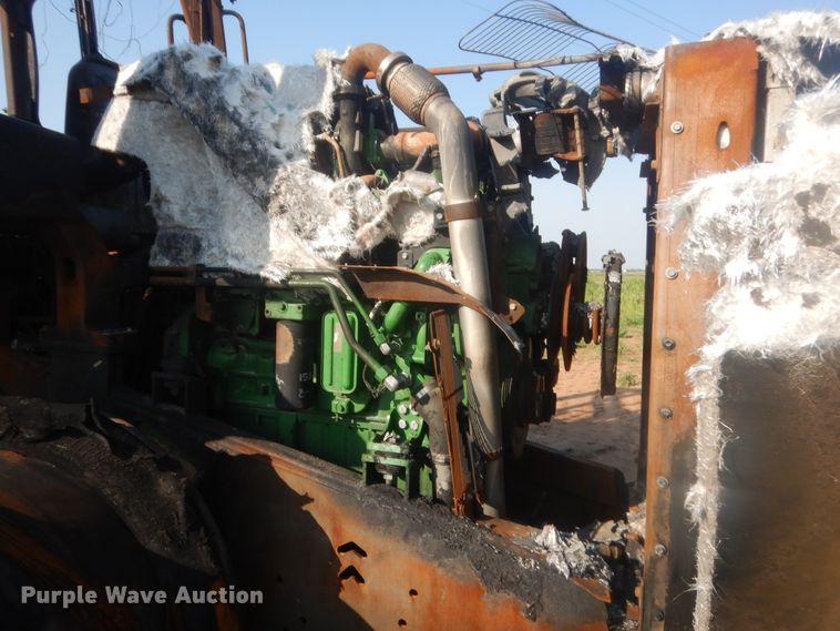 image for item HB9383 2014 John Deere  4WD tractor