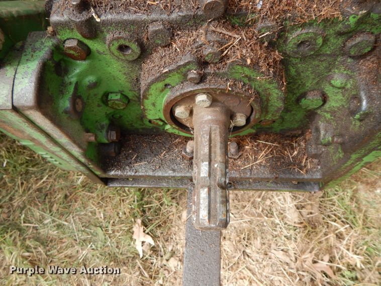 image for item HJ9525 John Deere 3010  tractor