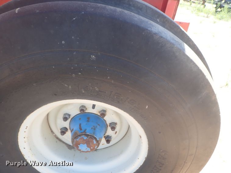 image for item HK9752 Gravity wagon