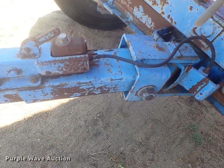 image for item HK9752 Gravity wagon