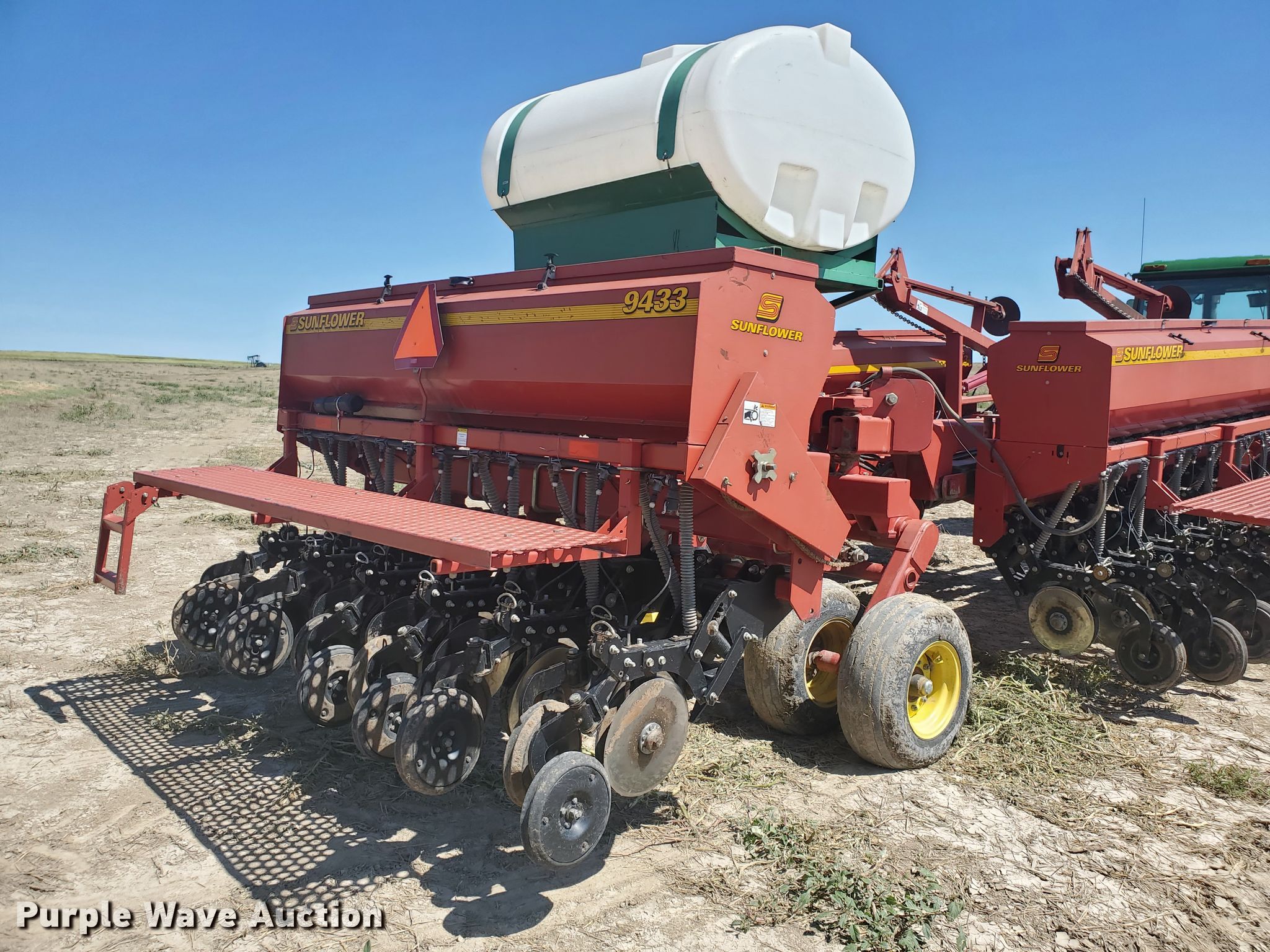 Sunflower 9433 grain drill in Logan, KS Item DF7546 sold Purple Wave
