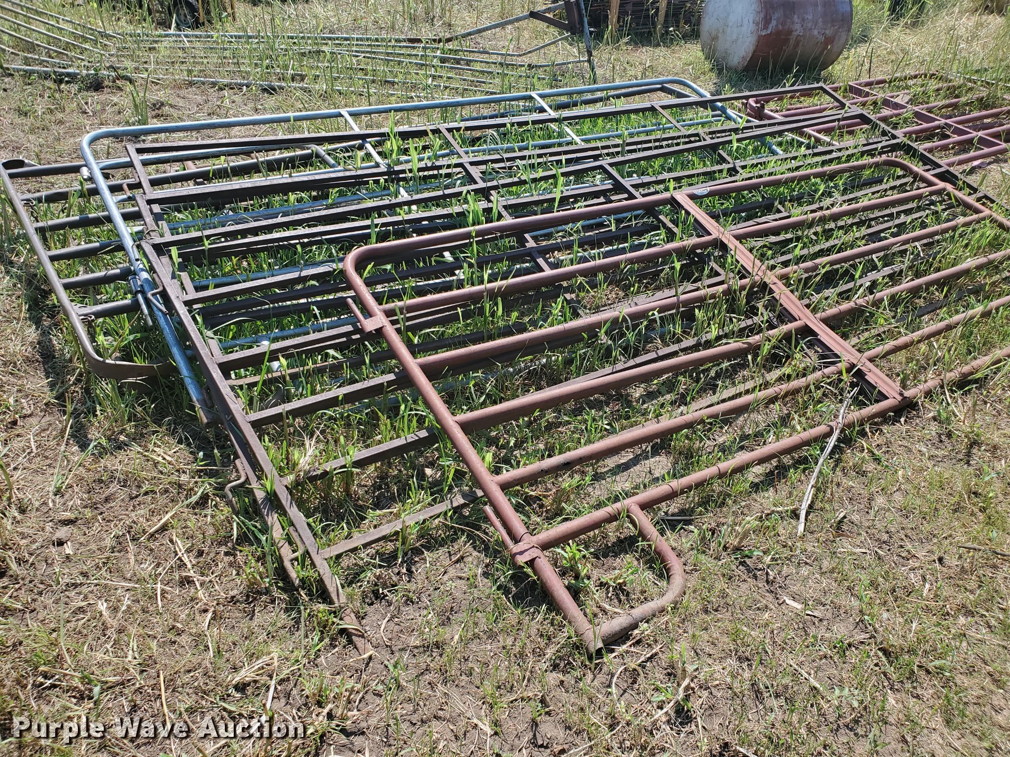 Approximately 26 livestock panels in Barnard, KS Item DF7569 sold