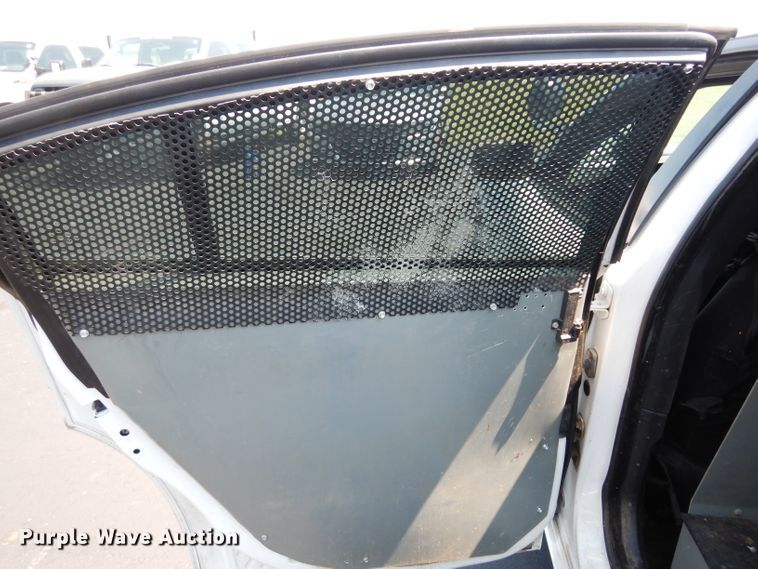 image for item DJ4364 2015 Dodge Charger Police