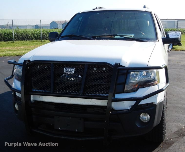 image for item DJ4374 2017 Ford Expedition EL  SUV