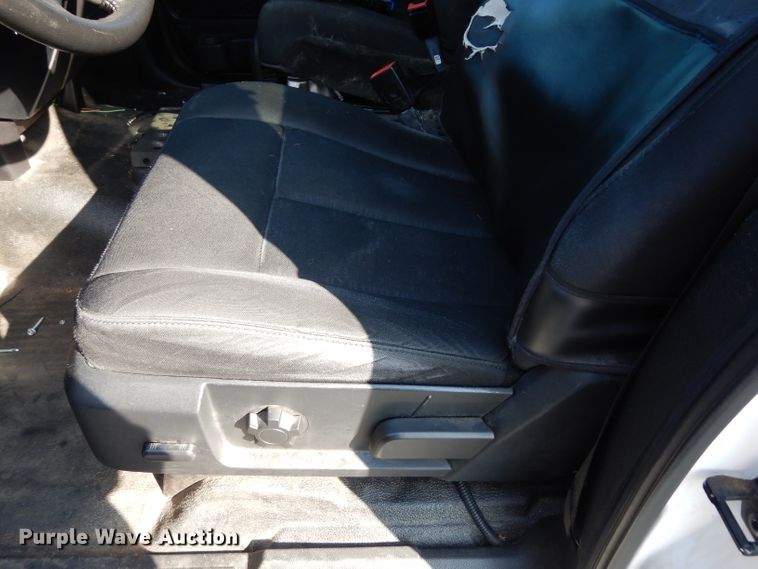 image for item DJ4374 2017 Ford Expedition EL  SUV