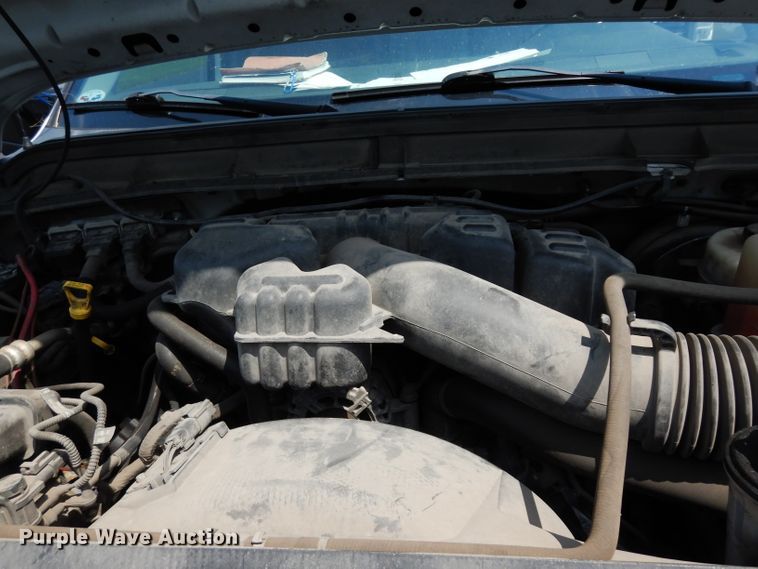 image for item DJ4375 2015 Ford F250 Super Duty XL  Crew Cab utility bed pickup truck