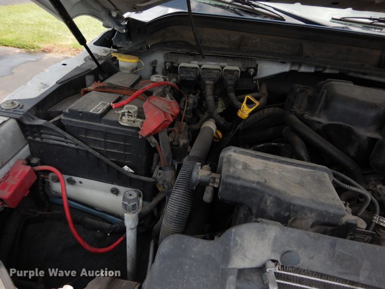 image for item DJ4376 2015 Ford F250 Super Duty XL  Crew Cab utility bed pickup truck