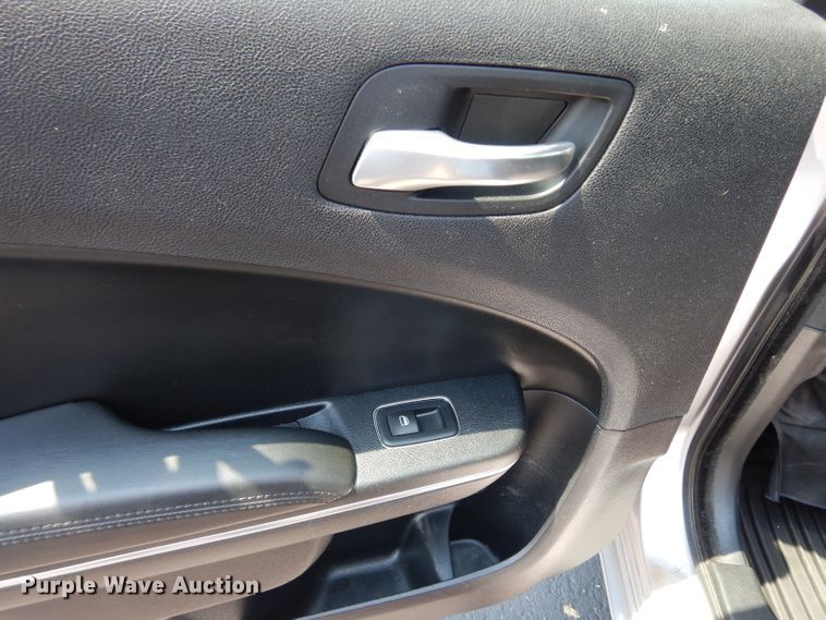 image for item DJ4377 2016 Dodge Charger Police