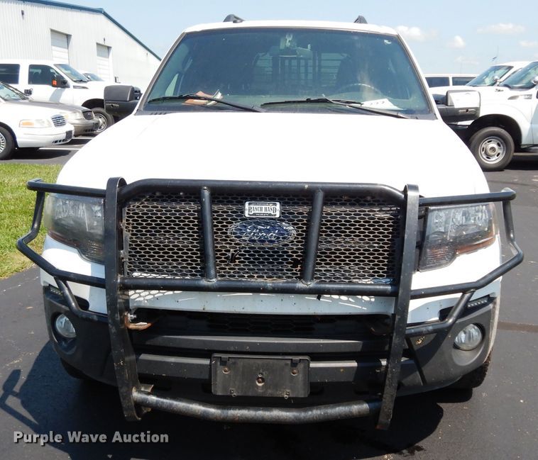 image for item DJ4379 2017 Ford Expedition EL  SUV