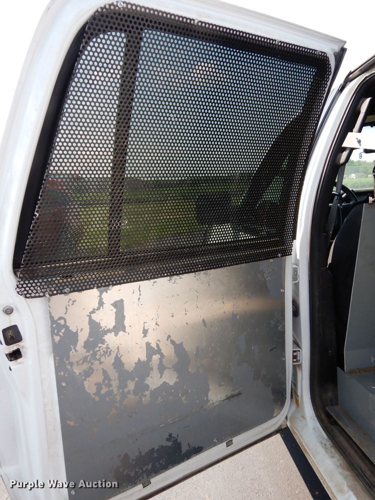 image for item DJ4379 2017 Ford Expedition EL  SUV