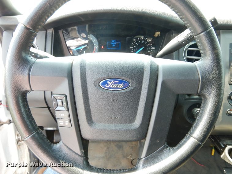 image for item DJ4379 2017 Ford Expedition EL  SUV