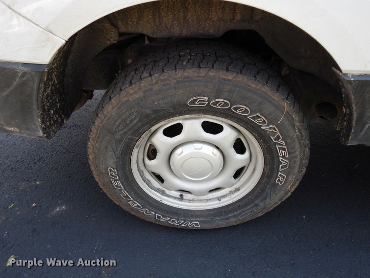 image for item DJ4379 2017 Ford Expedition EL  SUV