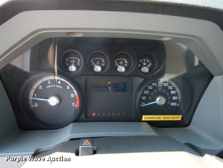 image for item DJ4381 2014 Ford F250 Super Duty XL  Crew Cab utility bed pickup truck