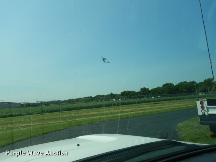 image for item DJ4381 2014 Ford F250 Super Duty XL  Crew Cab utility bed pickup truck