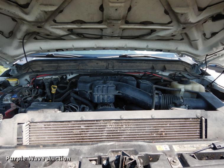 image for item DJ4381 2014 Ford F250 Super Duty XL  Crew Cab utility bed pickup truck