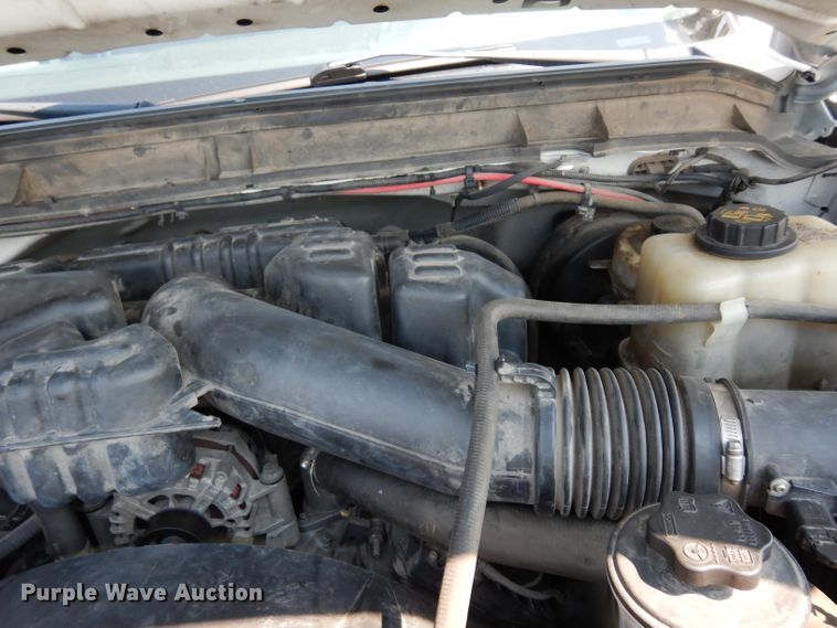 image for item DJ4381 2014 Ford F250 Super Duty XL  Crew Cab utility bed pickup truck