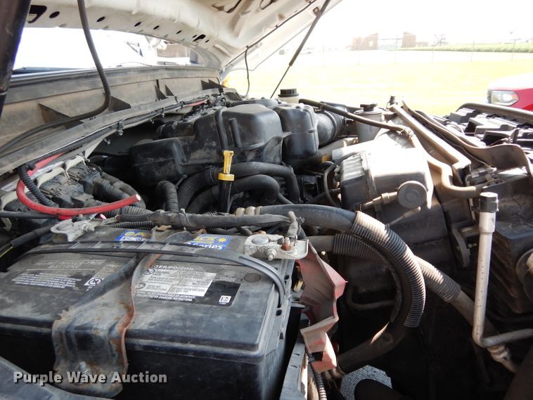 image for item DJ4381 2014 Ford F250 Super Duty XL  Crew Cab utility bed pickup truck