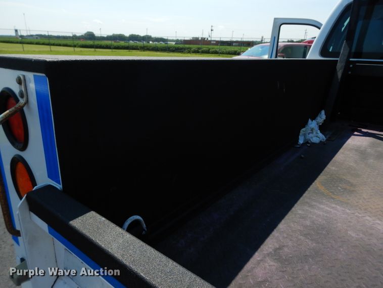 image for item DJ4381 2014 Ford F250 Super Duty XL  Crew Cab utility bed pickup truck