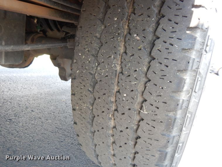 image for item DJ4381 2014 Ford F250 Super Duty XL  Crew Cab utility bed pickup truck