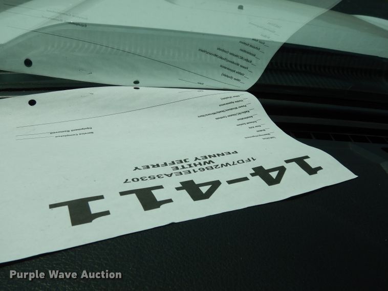 image for item DJ4381 2014 Ford F250 Super Duty XL  Crew Cab utility bed pickup truck