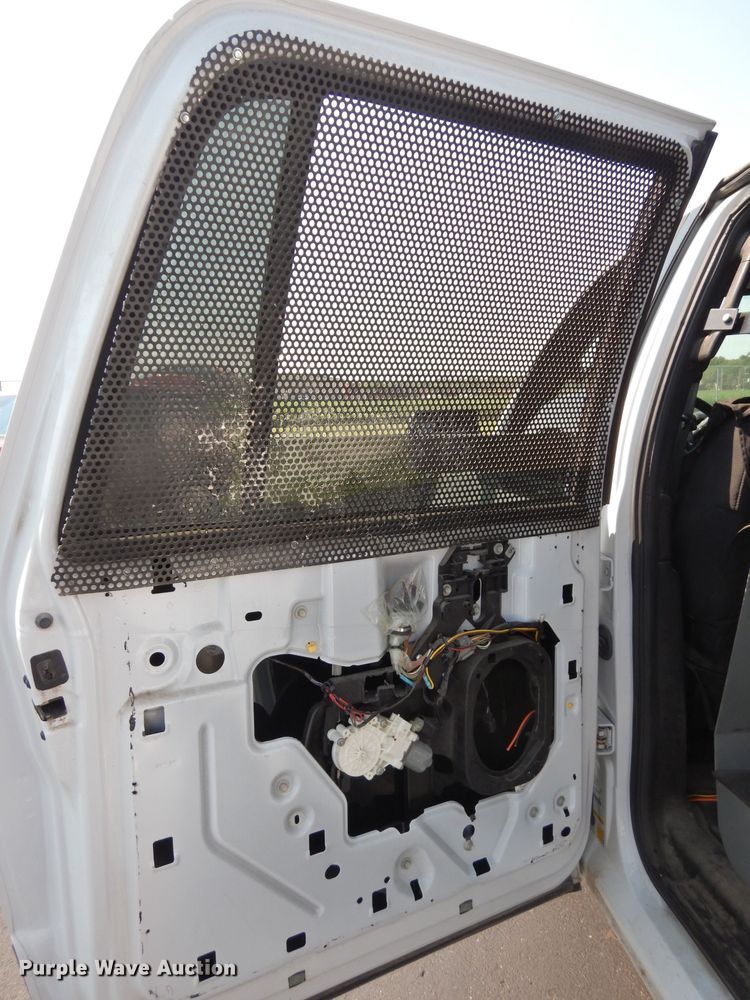 image for item DJ4382 2017 Ford Expedition EL  SUV